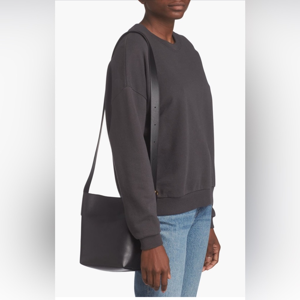 Madewell Leather Essential Mini Bucket Tote Black